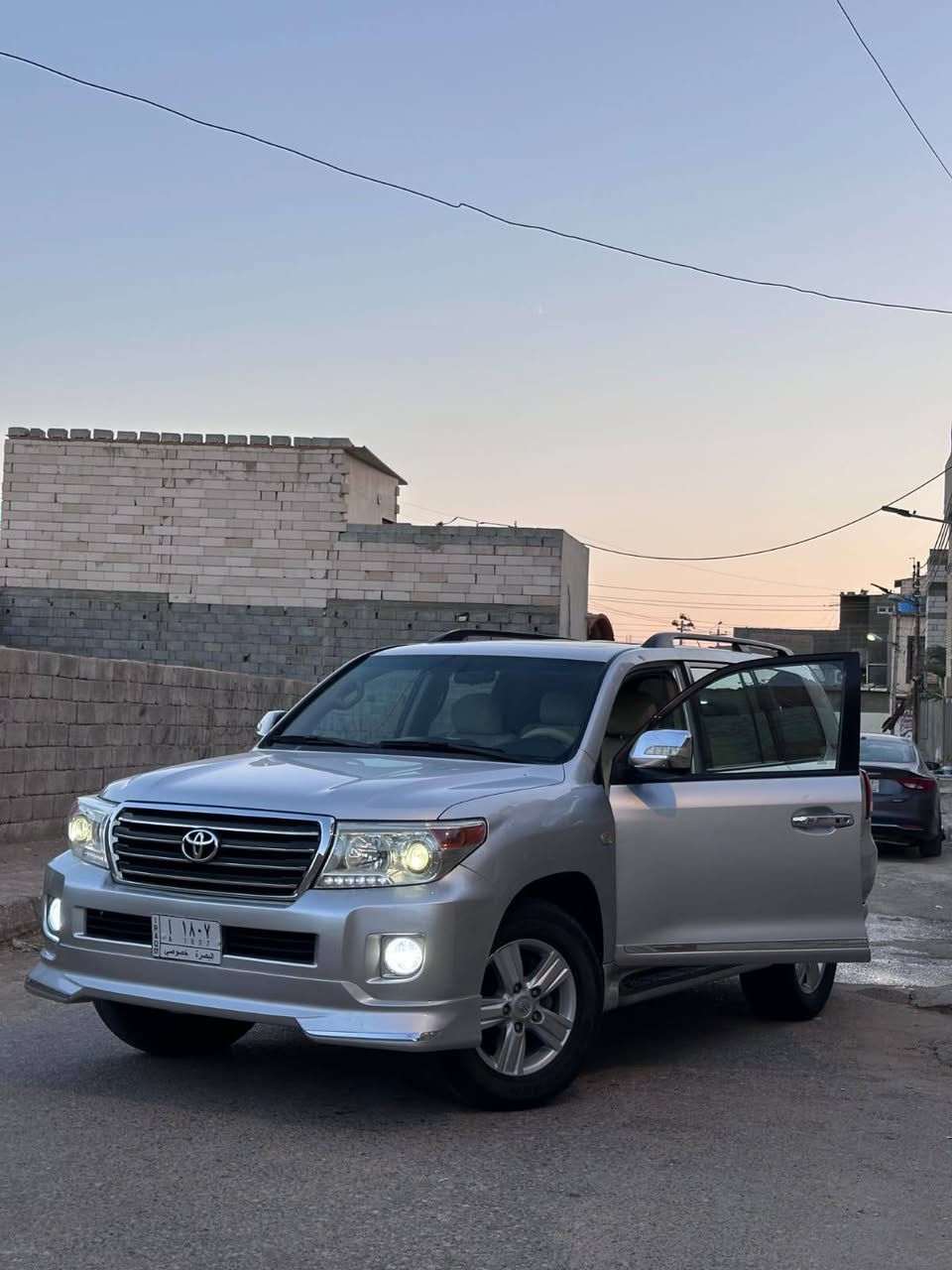 لاندكروزر GXR • V8 • ٢٠١٠