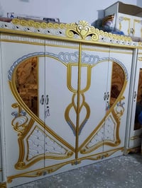 غرفه اخشاب • نضيفه • مستعمل بسيط