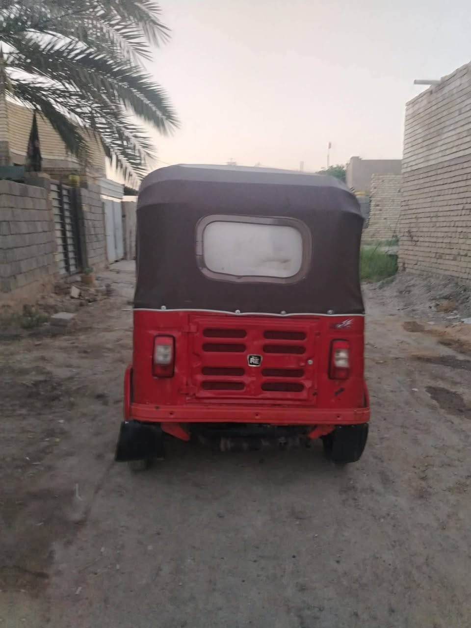 تكتك للبيع موديل 17 أؤراق اصؤليه بدون رقم السعر 3600 وبيه مجال قليل والشراي بي خير ويدلل المكان المسيب ابو الجاسم التواصل عالرقم ***********
