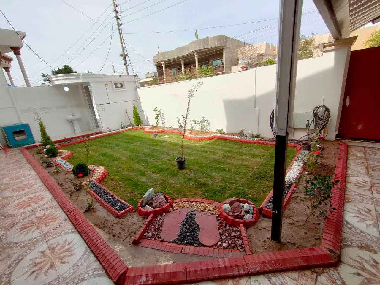 الحمد لله علئ حياة يدبرها الله برحمته🤲 حديقتك المنزلية🏡 راحة نفسية وراحة بال لاتوصف👨‍👩‍👧‍👦 نسق حديقة بيتك علئ ذووقك🤗 متخصص في تصميم وتنفيذ الحدائق المنزلية ب أحدث الديكورات 
تصميم وترتيب ديكورات + زرع حدائق +زرع اشجار +
تقليم الأشجار + قص ثيل + قلب وتنظيف تربه +
تنظيف وترتيب الحدائق ترتيب + تبديل تربه + تكريب وتلقيح كافه انواع النخيل.  +
ترتيب اطارات الحدائق بل حصو  الملون 
ترتيب سياج الحدائق بل طابوك الملون 
❄ يوجد  ادامه الحدائق والادويه  كافه انواع 🍶الادويه والمبيدات متوفره لدينا 🍀.***********. *********** دهل اوران, واسط
