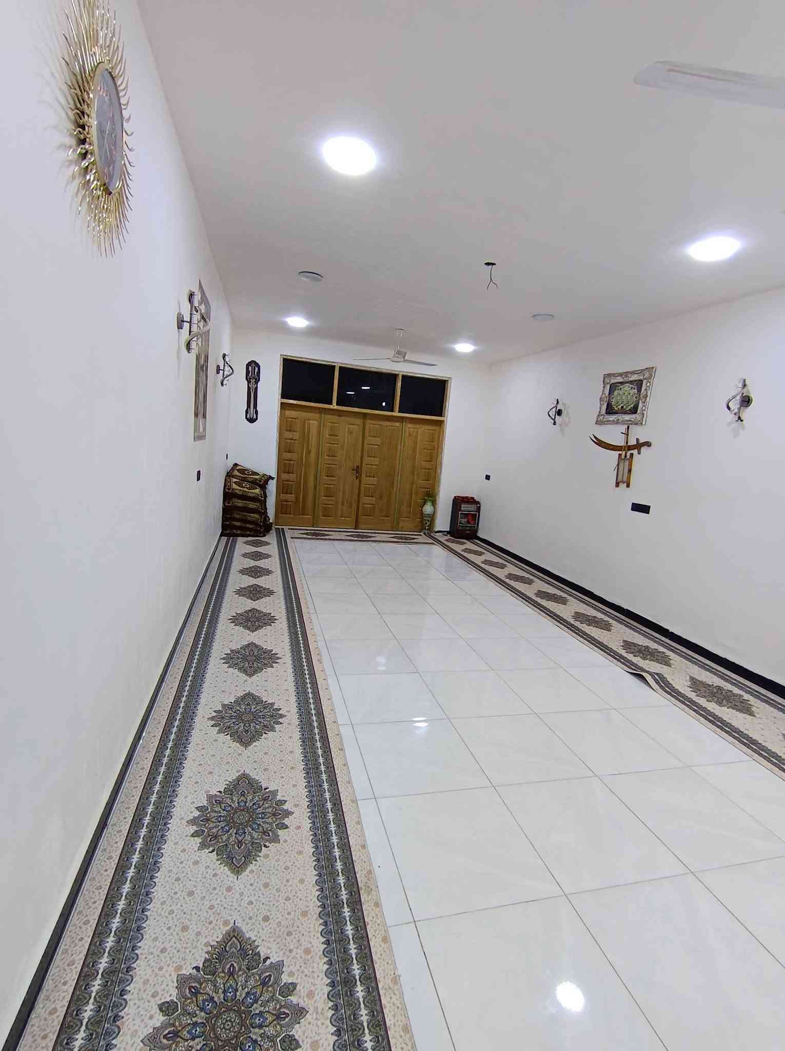 سلام عليكم بيت للبيع مساحه 250 سند 25 بيت كدامك تفاصيله عنوان حله بابل قريته برنون قرب سيطره لاثار حي المرتضى ***********
