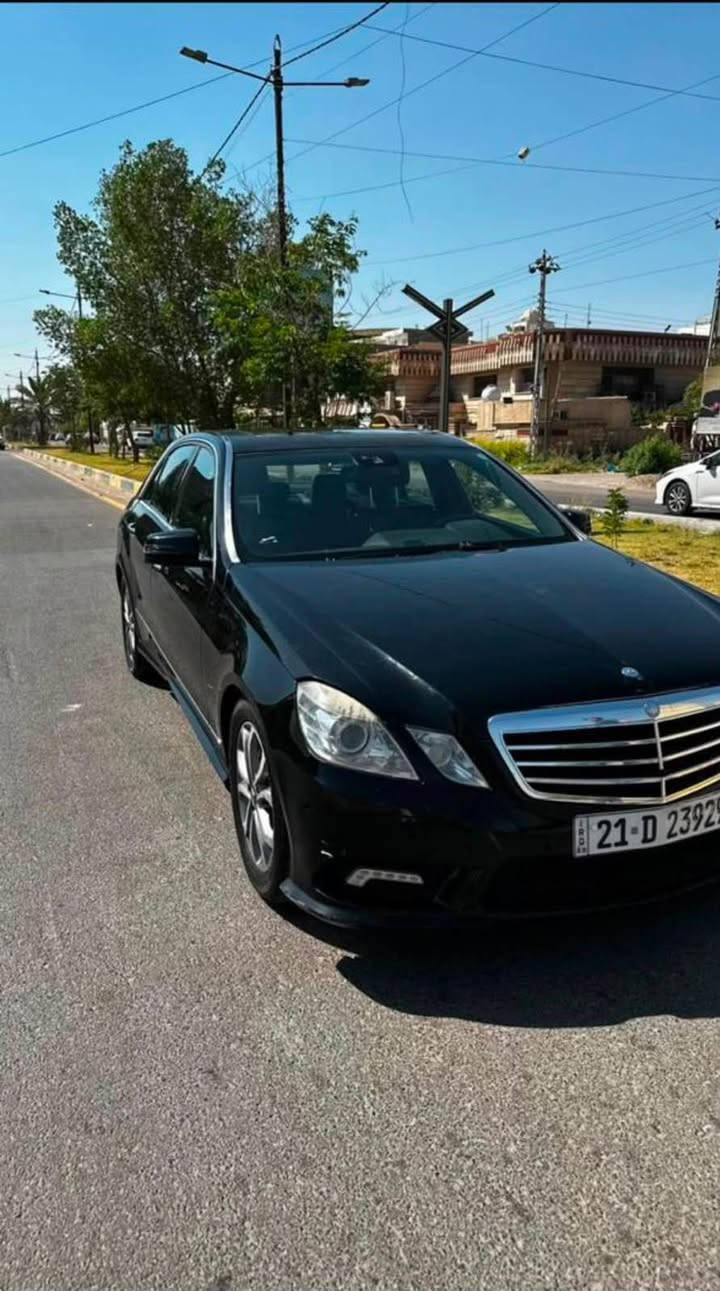 مارسدس E-class 2011 لون اسود كفاله ماعده ضربه بسيطه بل جاملغ الخلفي رقم سليمانيه فول مواصفات 1-فتحه سقف بنوراما -تحكمات مقاعد تدفئة تبريد مقاعد كشنات جلد داخل اسود السياره فول للاخير ماشيه ميتين الف السياره مكانها بغداد الطالبيه راعيها موجود وشرط التحويل  السعر عند التواصل 
*********** موجود واتساب بغداد, العراق

