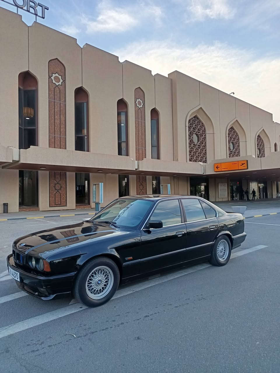 بي ام 520i • كير عادي