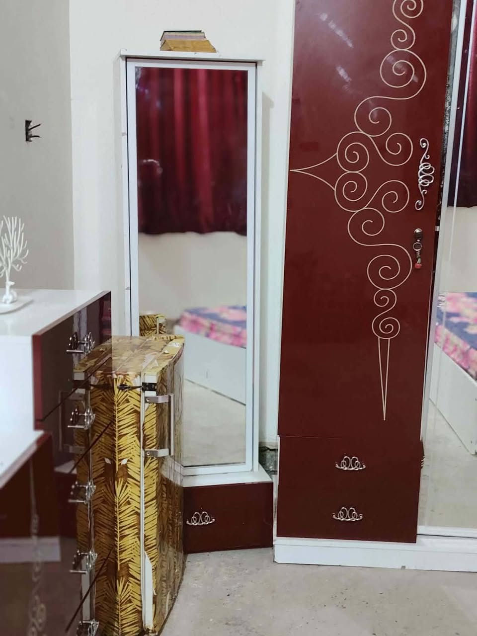 للبيع غرفه تركي 500
