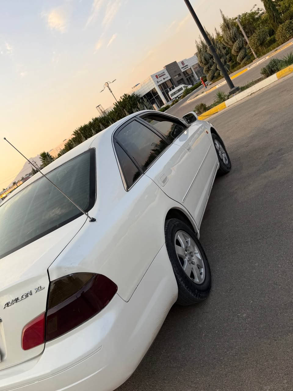 avalon 
2001
گێڕ تۆماتیک+عادی 
ڕەقەم سلێمانی 
تەعویل و خەرامەی بەشەرت 
سەنەنەوی بەسەر چووە 
لێدراوی نیە پێش و پشتی کەپسە 
مەکینە ٣٠٠٠ موحەسەن 
تەبرید🥶
چوار جام کارەبا 
لایت زینۆن 
قفڵ مەرکەزی 
سەیارەکە ماڵی دۆستە زۆر مەزبووتە 
گێڕ و مەکینەی بەشەرتی ١٠ فیتەر 
تەقەو ڕەقەی بەشەرت 
ئەگەر مووشتەریت تەلەفون بکە جوابی مەسج نایەمەوە لەگەڵ ڕێزم 
سعریشی خوار هەموو بازاڕ 
٦٢ گەڵاو کەمێک مەجال 
***********
***********
قیست و قەرزم نیە تەنها فرۆشتنە 
شوێن سلێمانی 
واتسئەپی لەسەرە.! السليمانية, العراق
