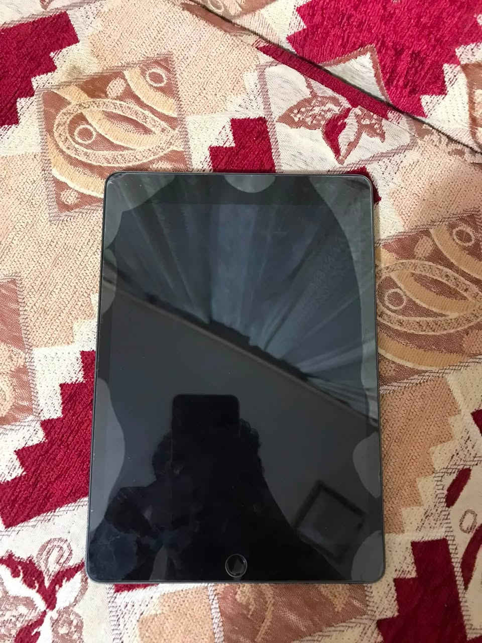 سلام عليكم ايباد للبيع 7
ذاكره ٣٢ بطاريه ٨٩ جهاز بلادي ممفتوح 
***********
