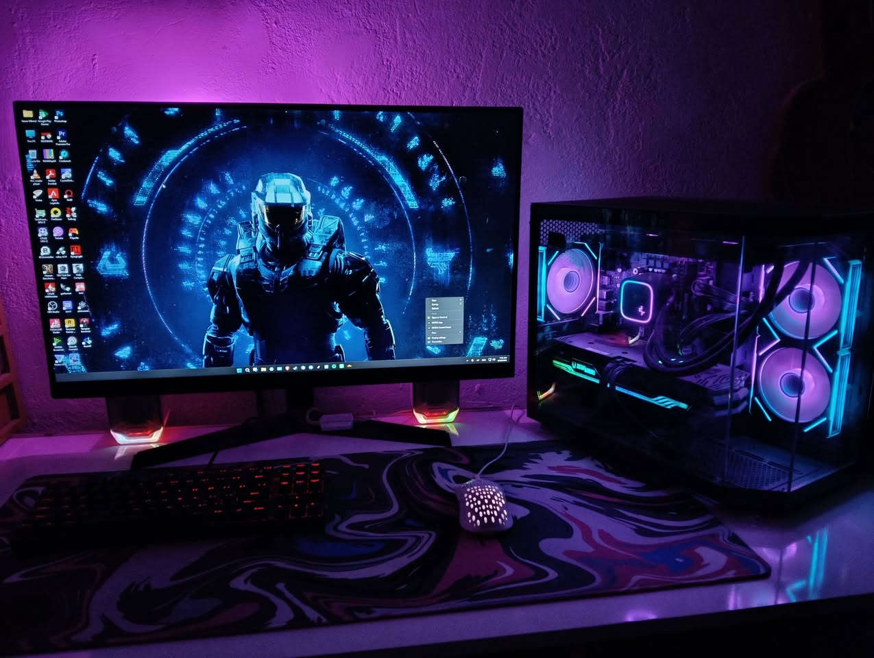 مواصفات الكيس: مليون و150 الف
RTX 3070TI ZOTAC HOLO AMP OC
I5 12TH المبرد مائي مروحتين من ديب كول
RAM 16 3200 CORSAIR
H610 M H V2 DDR4
PSU 750 DEEPCOOL
HARD : M.2 1T & HDD 1T
مواصفات الشاشه : 250 الف
LG ULTRAGEAR 32 , 1MS , 165HZ , VA ,G SYNC 
ملاحظة: الشاشه بيها شخط صغير جدا مثل ما موضح بالفيديو 
ماعندي مشكلة تجيني للبيت تفحص على راحتك وتلعب شكد متريد وانطيك بيها ضمان يوم كامل
موجود واتساب *********** وماسنجر
