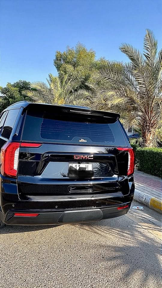 � للبيع | جيمسي SLT موديل 2021 (مواصفات دينالي) – وارد خليجي 🚘
▪️ الموديل: 2021
▪️ الفئة: SLT (مواصفات دينالي)
▪️ المحرك: V8 سعة 5.3 لتر
▪️ ناقل الحركة: أوتوماتيك 10 سرعات
▪️ اللون: أسود
▪️ الوارد: خليجي
▪️ الممشى: 100 ألف كم
▪️ الكفالة: عامة

المواصفات:
✅ تشغيل بصمة + ريموت ستارت
✅ دخول ذكي بدون مفتاح
✅ مقاعد جلد كهربائية مع ذاكرة للسائق
✅ تدفئة وتبريد للمقاعد الأمامية
✅ تدفئة للمقود
✅ شاشة لمس كبيرة
✅ Apple CarPlay وAndroid Auto
✅ نظام صوت Bose
✅ شاحن لاسلكي للجوال
✅ كاميرا خلفية وحساسات أمامية وخلفية
✅ كاميرات 360° (حسب التجهيز)
✅ تحذير النقطة العمياء
✅ تحذير مغادرة المسار
✅ رادار أمامي وفرملة طوارئ
✅ مثبت سرعة ذكي (حسب التجهيز)
✅ فتحة سقف كهربائية
✅ إنارة LED أمامية وخلفية
✅ جنوط ألمنيوم كروم
✅ مرايا كهربائية قابلة للطي
✅ تحكم بالدركسون
✅ مكيف أوتوماتيك ثنائي المناطق
✅ باب خلفي MultiPro متعدد الاستخدامات

✨ سيارة نظيفة جداً، وارد خليجي، جاهزة 

للاستخدام، بمواصفات فاخرة وأداء قوي
*********** للاستفسار
