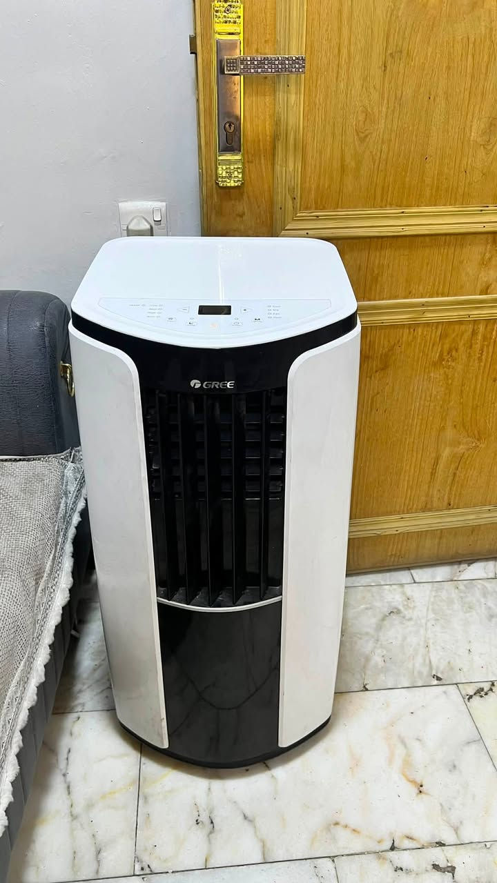 سبلت للبيع نضيف ٩٠٪؜ سبب البيع منحتاجة
تبريد عالي يفيد الغرف المغلقة يجي وياه الدكت الخاص بي
ماركة كري
مكاني الامين الثانية رئاسة المعلمين
السعر ٣٠٠ وبي مجال
***********
