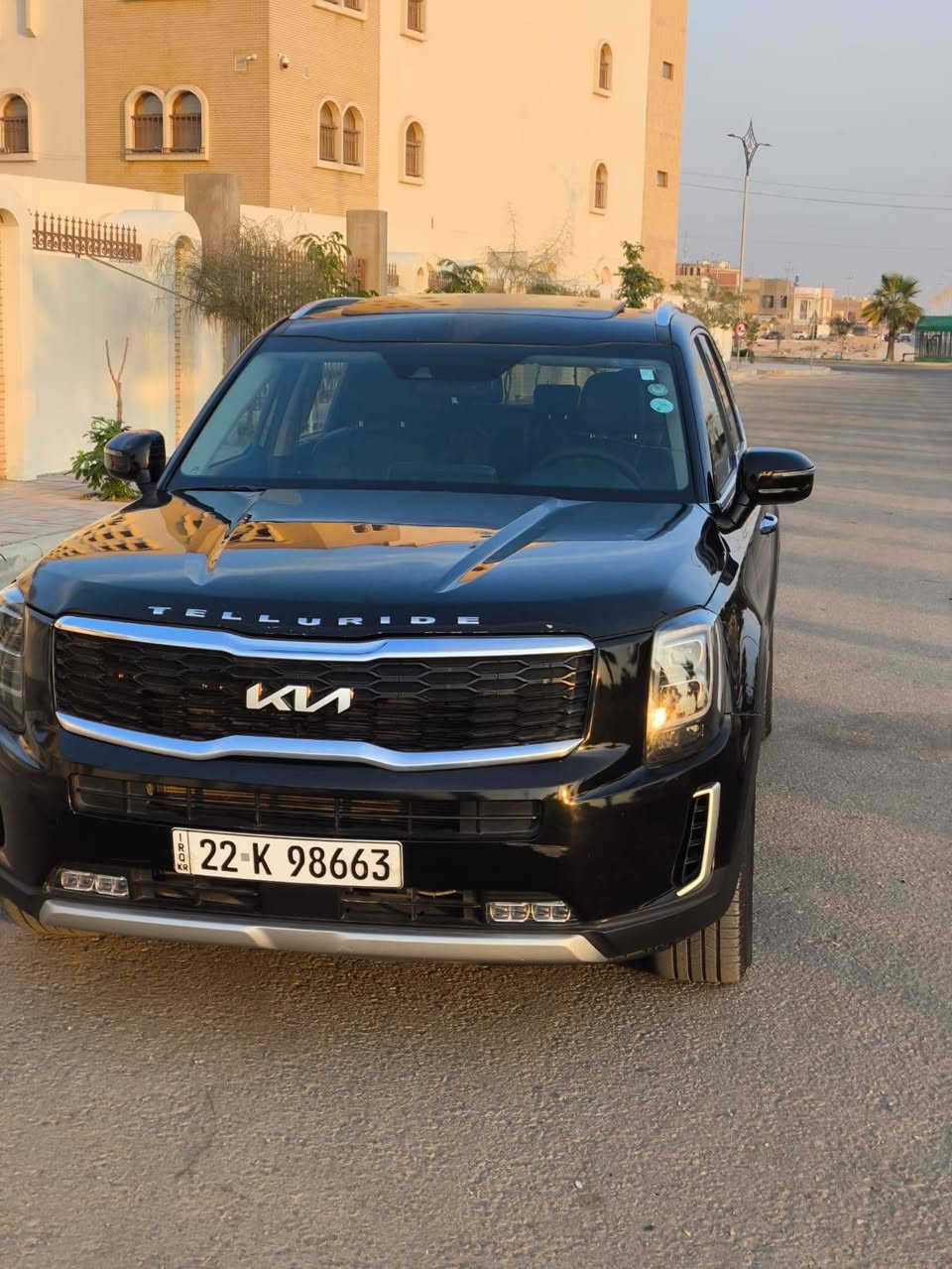 للبیع
كيا تيلورايد موديل 2022اسود  امريكي فول فول مواصفات 
 كاميرات برؤية 360 درجة
بها جملغ امامی نفسه مصلح وحافة البنيد صور الحادث مرفقة بالمنشور مع رقم الشاصي
بدون دواخل بدون ایی نواقص
سیارە كلش كلش جدید 

240$
 

            
                  
 1-  كيا تيلورايد  رقم اربيل 
2- محرك 6 سلندر 3800 
3-  ويل كب حجم 20 اسود  تاير بحالة ممتازة جدا 
4- عداد المسافة الحالي 58مايل
5 بصمة ابواب امامية  وبصمة تشغيل وتشغيل عن بعد
6- لايتات زينون عالي ناصي عدستين 
7-اشارة في المرايا الجانبية مع حساسات الاجتياز  المري شفط
8- مصابيح ترحيب في مقابض الابواب 
9 رادار امامي تفاعلي للتوقف التلقائي امامي خلفي
10-السيارة بانوراما فتحتين 
11-حساسات امامي خلفي 
12- كاميرات عدد 4 برؤية 360 درجة 
13-باب الجنطة كهربائي شفط 
14غرفة السيارة اسود 
14-تحكم كهربائي متكامل لقاعد المقدمة 
15 المقاعد الامامية تدفئة وتبريد كشن 
16-  
17-شاشة دشبول كبيرة لمجموعة من الايعازات والضبط
18-بردات اصلية للابواب الخلفية 
19-مقاعد وسطية تطوى كهربائيا ويدوية الفتح 
20- انارة ليزرية متعددة بمزيج هائل من الالوان لأنارة دواخل السيارة 
21-مرايا جانبية شفط كهرباء مع ذاكرة لكشن السائق
22- خاصية تحديد المسار والتنبيه عند الخروج من المسار 
23-المقعد الوسطي منفصل  VIP
24-تبريد السيارة 3 قطع 
25- تحكم ستيرن جهتين متعدد الايعازات 
26- وضعيات القيادة عدد 3 
27- تنبيه بالارتجاج في المقود
28_ الجام الامامي والخلفي كله اوتو  

وباقي المواصفات بالسيارة الغنية عن التعريف 
رقم أربيل 
السيارة موجودة بكربلاء المقدسة 

***********
