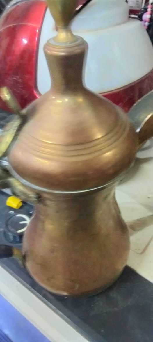 العنوان السماوه مجمع الجوادين رقم محلG 12واتساب ***********
