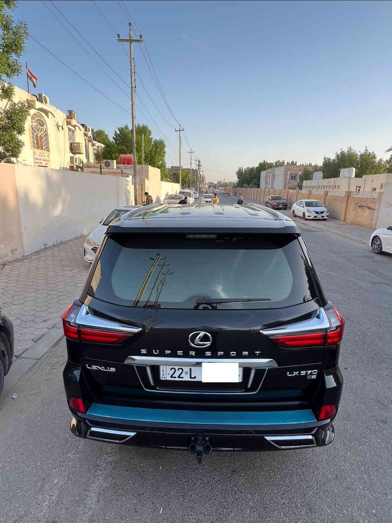للبيع لكزز ٢٠١٩ سوبر سبورت اصل فول مواصفات بريم
Lexus LX 570

🚘 لكزس LX 570 موديل 2019 — فول مواصفات 🔥

* محرك V8 سعة 5.7 لتر
* دفع رباعي 4×4
* قير أوتوماتيك 8 سرعات
* فتحة سقف
* تشغيل بصمة
* دخول ذكي بصمة
* كشنات جلد فاخر
* كشنات كهربائية
* ذاكرة للكشنات
* تبريد وتسخين الكشنات
* 7 ركاب
* جنطة كهربائية
* ست رادارات
* 6 كاميرات 360°
* نظام مراقبة النقطة العمياء
* حساسات أمامية وخلفية
* مثبت سرعة راداري
* تحذير الخروج عن المسار
* نظام منع الاصطدام
* شاشة وسطية
* شاشة خلفية
* نظام صوت فاخر
* بلوتوث
* USB / AUX
* تحكم من السكان
* دبل ثقيل وخفيف
* Crawl Control للطرق الوعرة
* Multi Terrain
* تعليق هيدروليك/متكيف
* جنوط 20 إنچ
* إضاءة LED
* مرايات كهرباء وطي
* حساس مطر
* إضاءة أوتوماتيك
* تكييف ثلاثي المناطق
* ثلاجة/تبريد داخلية
* فرامل إلكترونية
* نظام نزول المرتفعات
* أنظمة أمان كاملة
* فول مواصفات خليجي
السعر ( 650 )
الشراي يتصل متوفر واتساب 
***********
