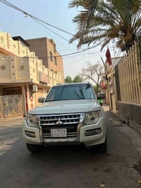 باجيرو GLS • ٢٠١٠ • ٣٥٠٠