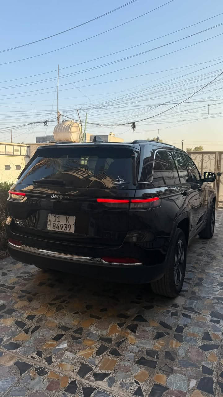 هايبرد 4xe • ٢٠٢٣ • ٤٢٠٠٠ ميل