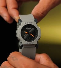 كاسيو G-SHOCK • ٤٤مم • ضمان ٣ سنوات