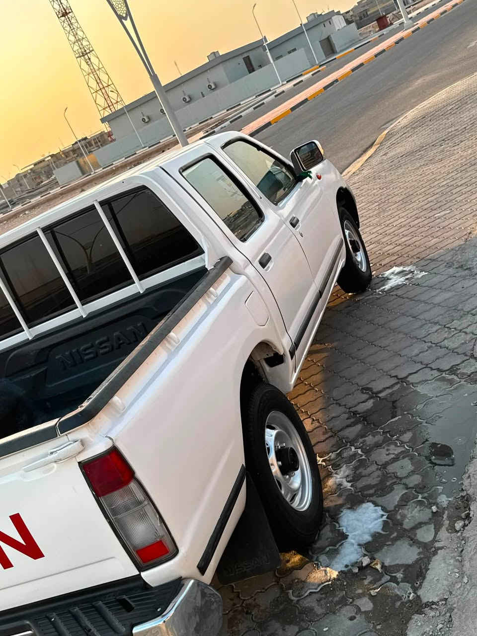 #مكلف بنشر. ‭***********‬
نيسان شبوط. 2013.   رقم بصره دولي مجدد ل2030
  محرك.  وكير.  كفاااااله.  بخاخ    (شاصي مكفول )
  سياره بيهه تجيه خفيفه ع جهت العبري.   + صبق عام جماليه 
  سياره جاهزه من كلشي.  حداده.  - تبريد - طخم تاير 
#العنوان البصره الزبير. هذه راعيهه. حسين الشويلي 
سعر 105 وبيهه مجال  سياره شرط جاهزه
