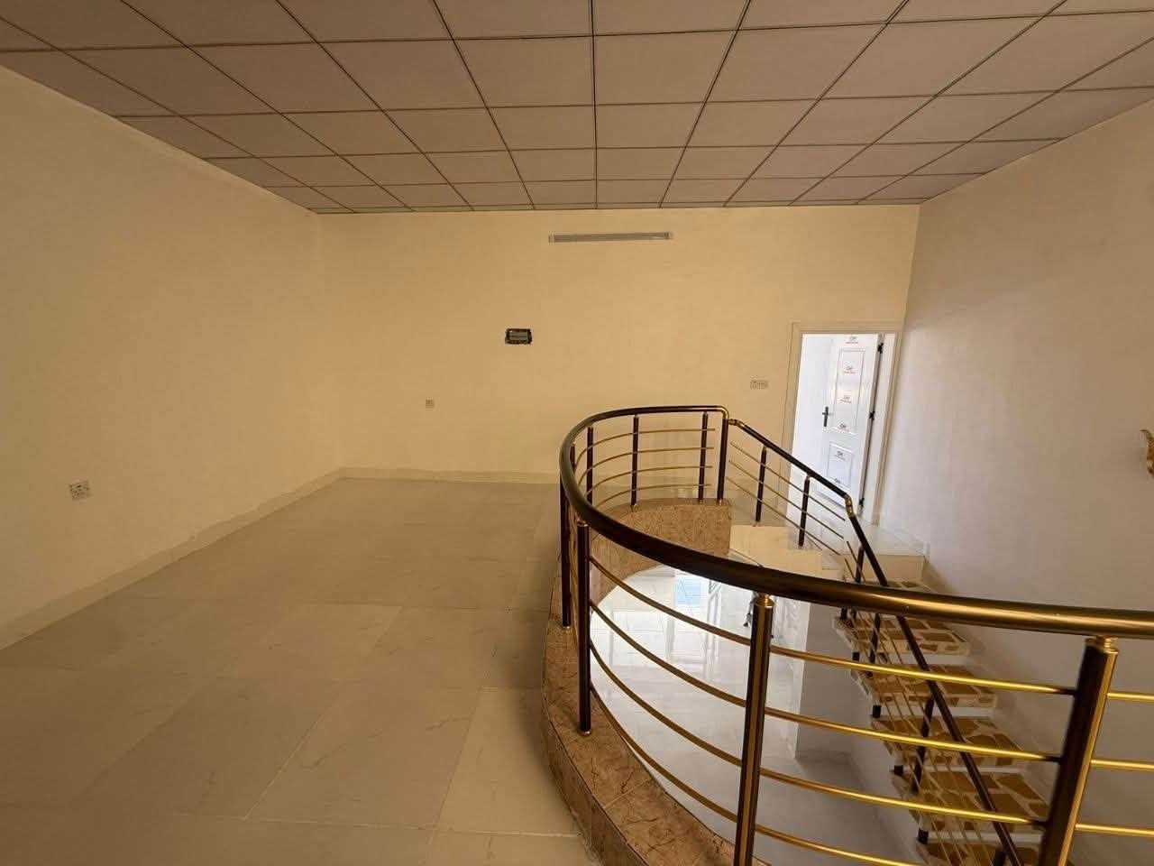 🔸سند طابو يتسجل بإسم اي عراقي
📍أربيل-بيت للبيع 5حساروك قرب شارع  120M

➖مساحة 125M طابقين 
يتكون⤵️
➖3غرف نوم 
➖صاله-مطبخ-مجموعه صحيات-كراج
***********
***********
لمشاهدة الفيديو والسعر والباقي من العروضات ادخل للقناة رابط القناة👇
https://t.me/habeb2ali
#عقارات_اربيل #شقق_للبيع_اربيل #بيو_لبيع_اربيل  #فلل_للبيع_اربيل #مجمعات_سكنية_اربيل
#عقارات_كردستان  
#استثمار_عقاري_اربيل #عقارات_بغداد_سليمانية_اربيل  #عقارات_شمال_العراق  

7 دفتر 80 ورقه
