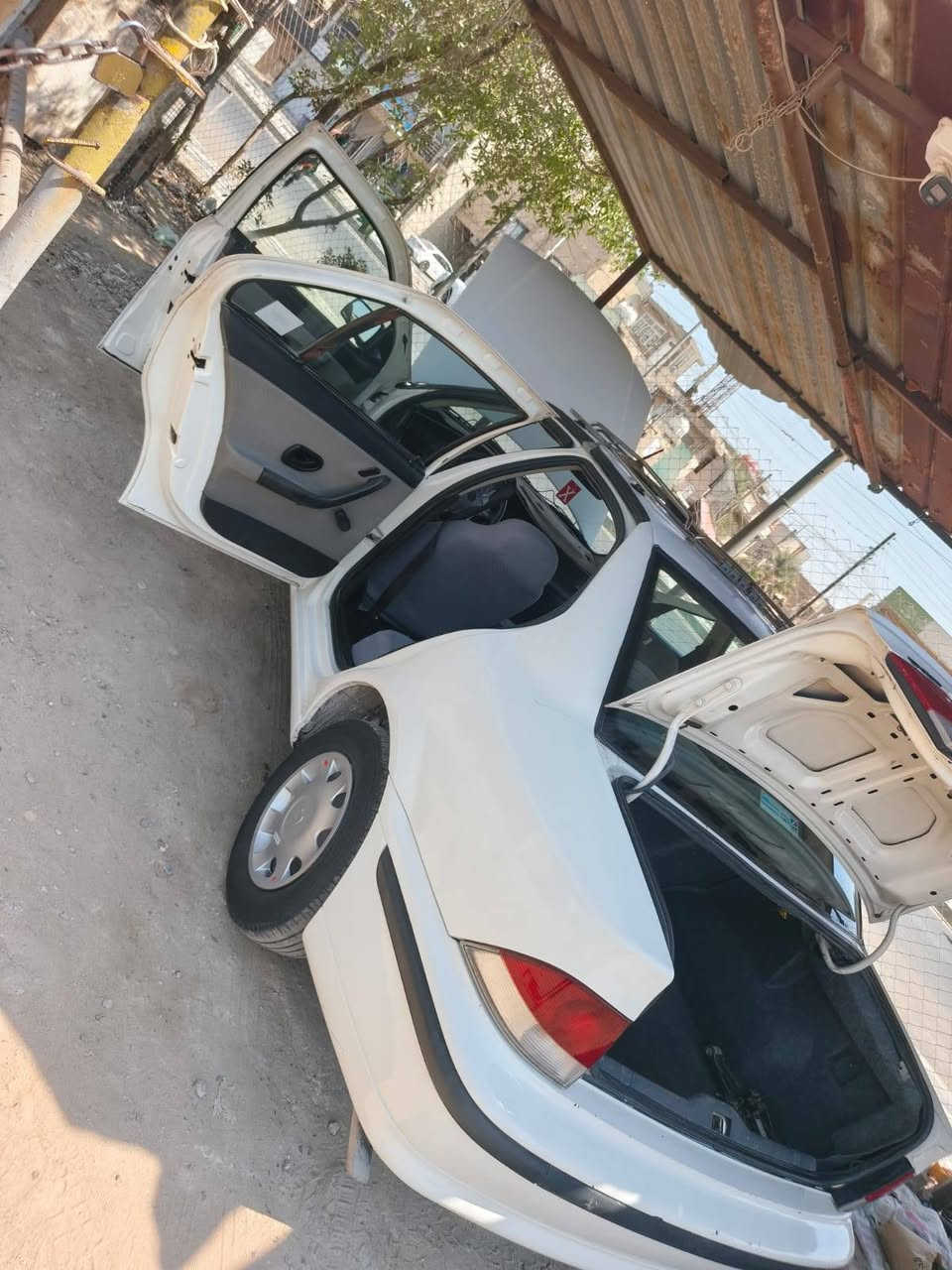 السلام عليكم
سمند للبيع ٢٠١٠ 
باسمي السنويه ٢٠٣٠ شهر العاشر 
بيها قطعتين صبغ باب خلف السايق 
وجاملغ خلفي 
دشبول أسود 
تخم تاير
ويل كب 
كير مكينه صدر خير من الله 
الشواصي مكفوله 
التبريد ثلج 
السياره خير من الله 
شرط التحويل 
السعر ٣٨ وبيها مجال 
المكان بغداد الشعب 
للتواصل 
***********
