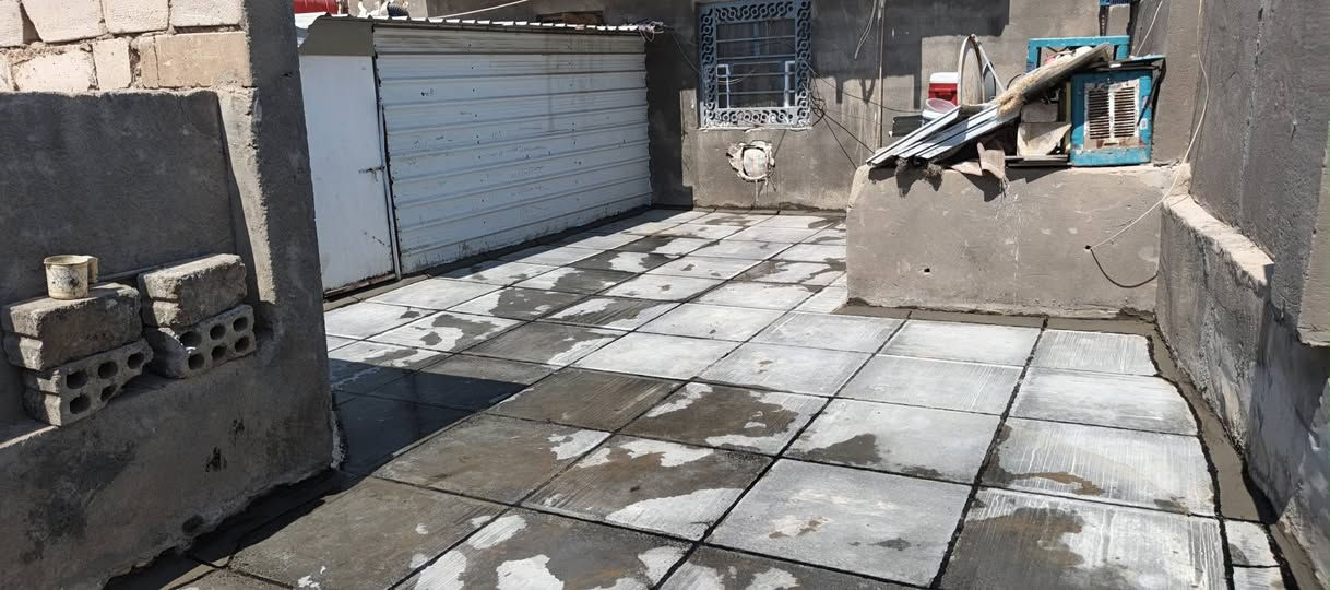 عله بركه الله تم أكمال تطبيك سطح العم أبو امير  
بأداره أبو كرار الفتلاوي حيدر العيزاني 
( جاهزين لصيانه السطوح وشغل النضيف 
شغل درجه أولى)
#ادمن_وافق
حيدر العيزاني 
***********
