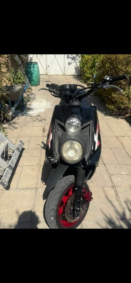 السلام عليكم،
سكنس جبلي للبيع السعر 550 وبيها مجال

العنوان : بغداد

الهاتف : ***********

الدراجه ختم واحد ويه مكينه شغاله نكره بكل وقت ✅

 بيها ستيرين رياضي وسلف رياضي وقطره دهن رياضي ✅

مكينه ما مفتوحه ناعمه ما تسمع بس صوت صالصنة مكفوله من نضوح تبخير تنقيص ✅

بيها ملاحظه بس فطر بل بجم امامي وكفراتها بلاديه ما بدلته ويرادلها ادامه كلجات فقط غيرها ما تصرف عليه‼️

تايرات امامي خلفي جدد ودهن صار يومين مبدله جديد ✅

دبلات امامي خلفي كله شغال ✅

قفل ستيرين هورن كله شغال ✅

اسف على الاطاله 🤗🌹

