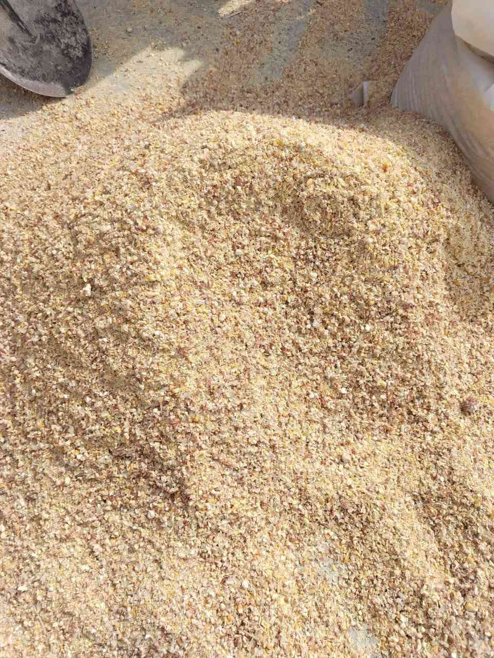 ذرة مجروشة • توصيل عراقي • بالطن