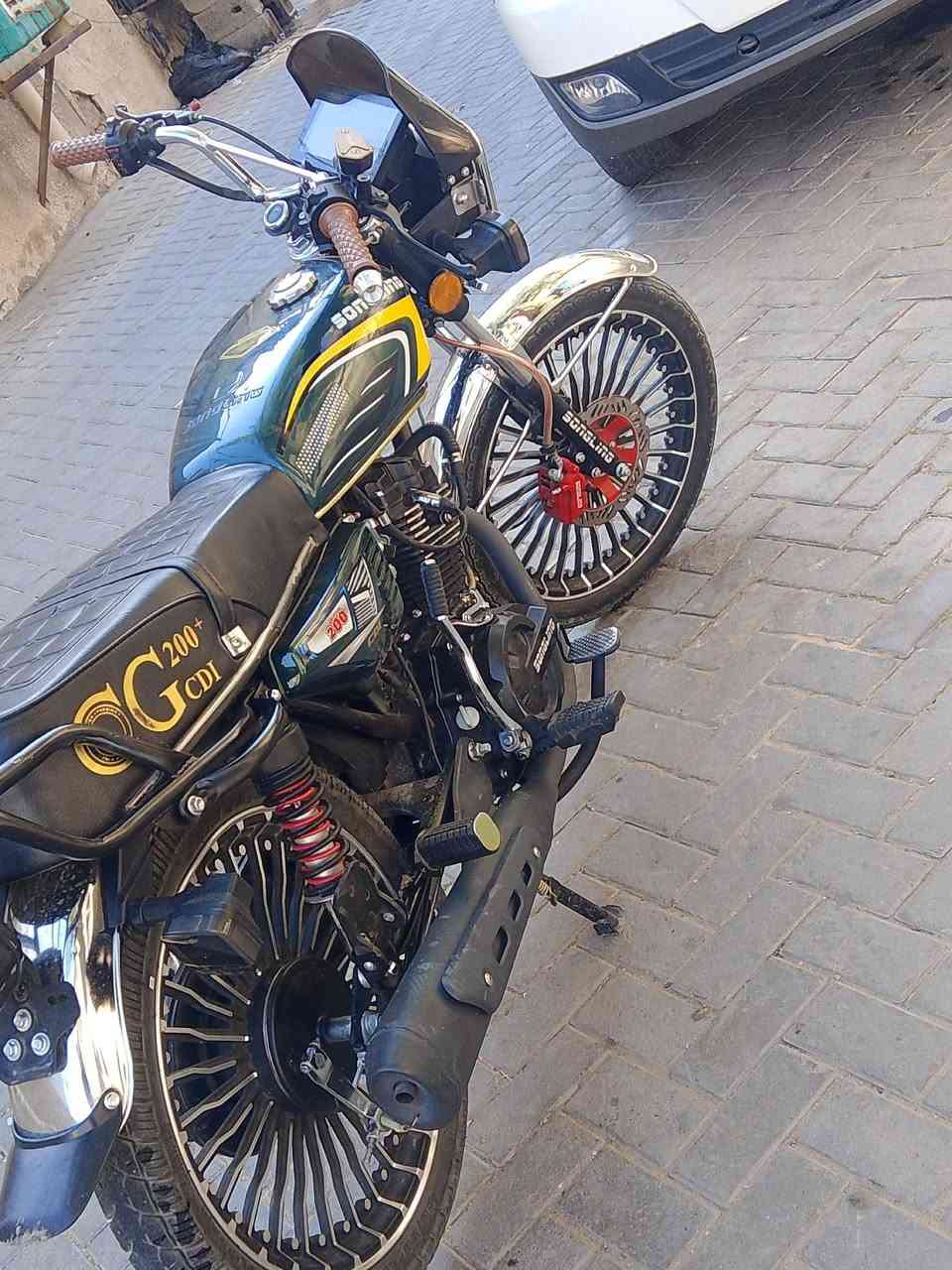 دراجه للبيع موديل 26 900 وبيها مجال بغداد***********
