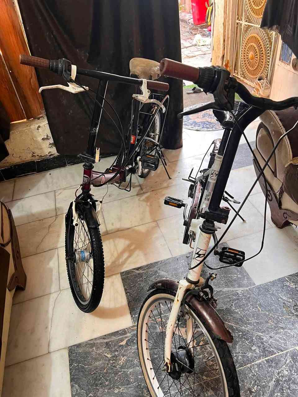 الابيض عوزة جوب مبنجر ب 70 الف سعرة
الاسود جاهز كامل ب 85 الف سعرة
ثنينهن مال بالة اصلي ياباني 
رقمي ***********

