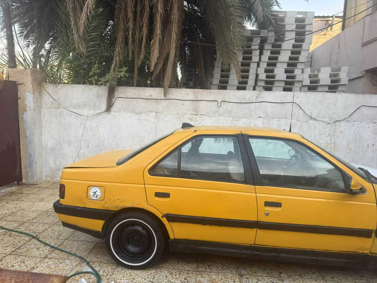 بيجو ٤٠٥ • ٢٠١٠ • تاجي سبع البور