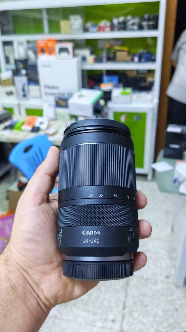 Canon. R5II سعره 3ملاين و 750الف 
Lienz 28.70 F2.8 سعره مليون و 100الف 
Lienz 24.240 F4 سعره 950الف 
نضافه 100كامل ملحقات اصليه كارتون استخدام سبوع 
مكاني بابل 
***********
