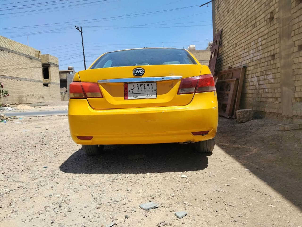 بي واي دي جي ثري g3 موديل 2013  

محور كير ومحرك هوندة  
بصمة فتحة سقف 
مصفر هيئة وغرامات السيارة باسمي 
السعر 38
مكانها بغداد الكمالية
بيها بعض الملاحظات 
***********
