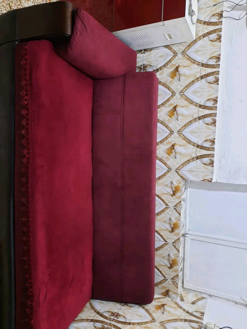 تخم ديوان • ينفتح سرير • كرسي زاوية