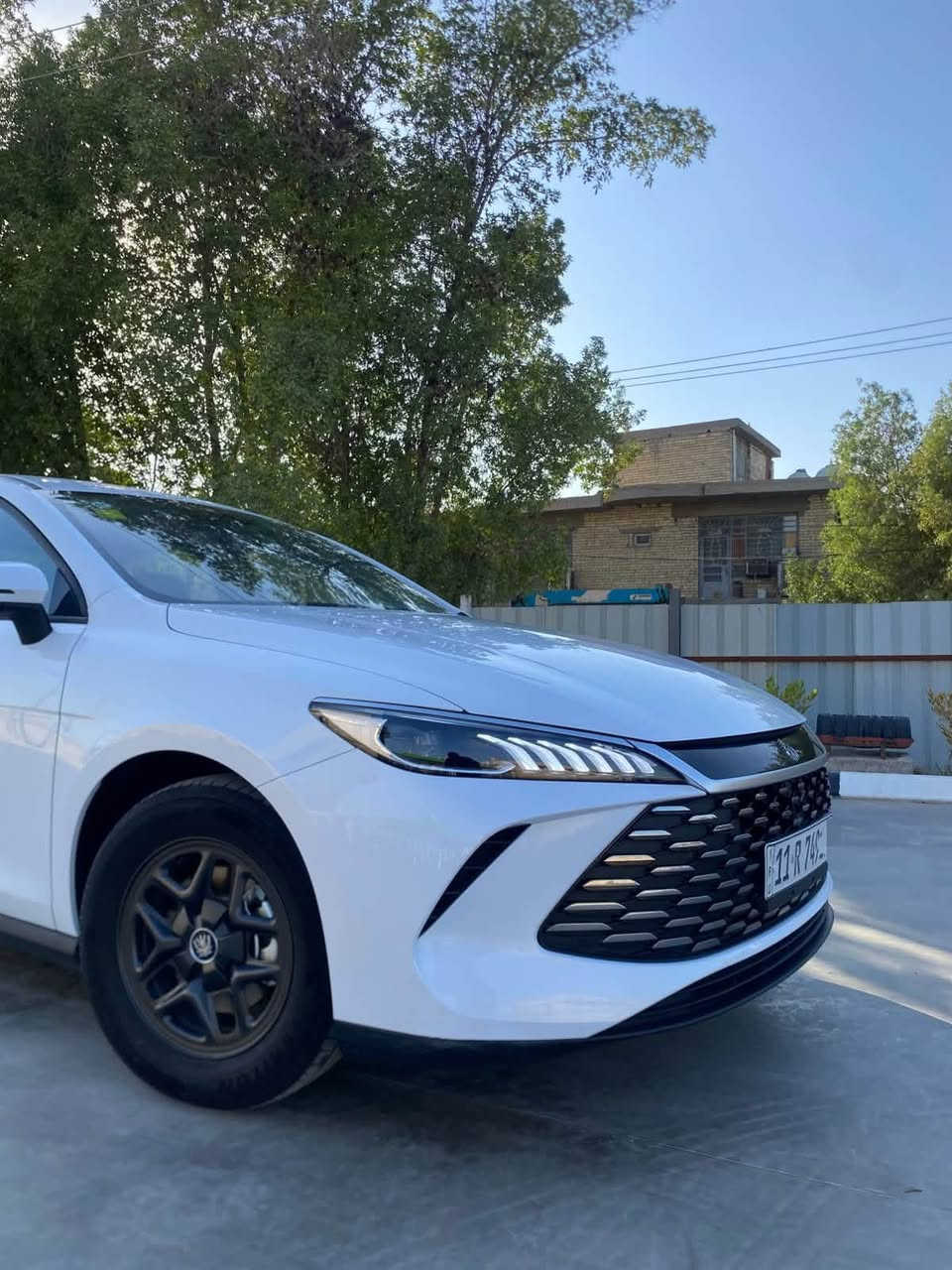 اخت الزيرو BYD كن بلاص 
كفاله عامه من الصبغ والتبديل والبارد… 
شرط التحويل 
مع كافه ملحقاتها..في وضع الشركه شرط الفحص 📍
HEV 800
EV 600
KM 1400
بغداد .حي الموصلات 
للستفسار ***********
19.300
وبالعافيه
