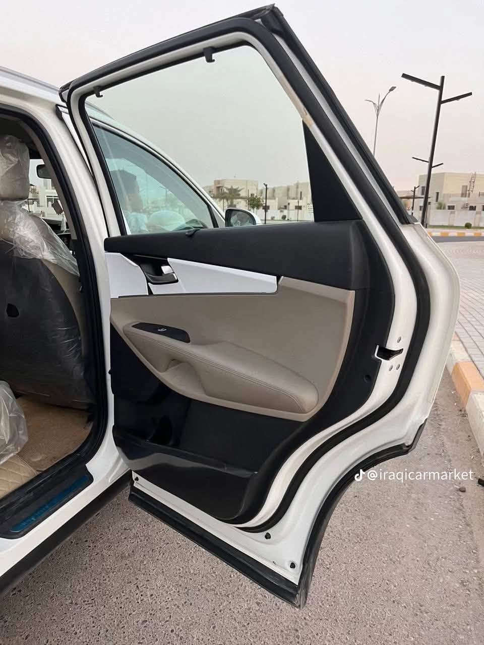 سلام عليكم سورنتو 2020
خليجي مكفوله عام جكه ابر ما بيه 
ماشيه 72الف حقيقي
تراي زيرو 
اشاير بل امري 
مري شفط
ترحيب
 بصمه تشقيل 
شاشه جبير
جرس عل ١٢٠
كامره خلفي 
حساسات ٤
رقم صلاح الدين 
ب265 وبيه مجال حك الجيه
الستفسار ***********
