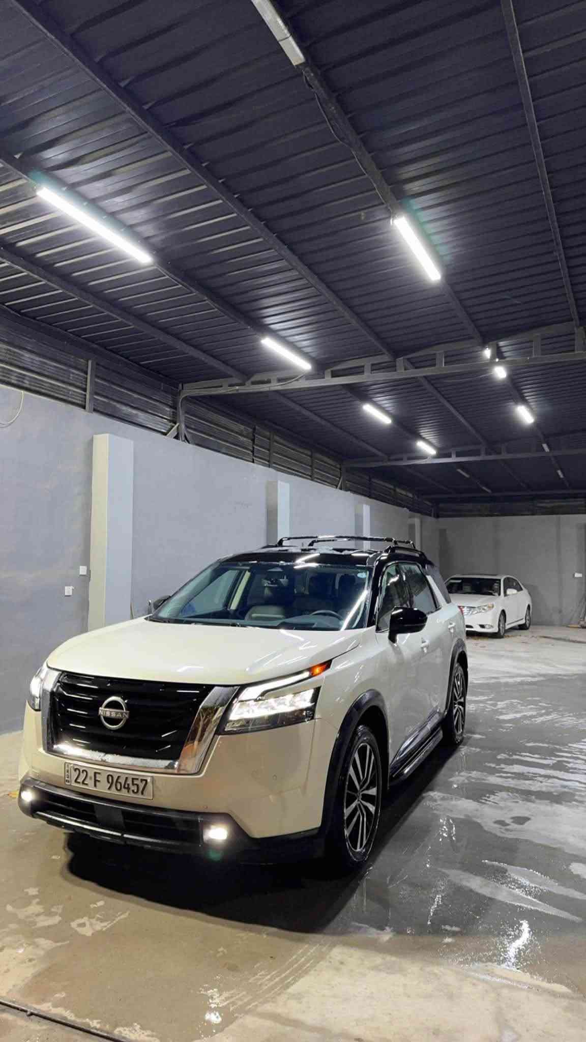 nissan pathfinder 2023 platinum black top🖤
سه‌یاره‌کی زور جوان خاوئن فول فول موسه‌فات 
داتاشو خه‌تی جاده کوشین سارد گه‌رم کوشین vip پانوراما سه‌قف ره‌ش بیلادی سه‌ماحه boss و زور موسه‌فاتی زیاتری هه‌یه شته‌کی نمونه له جوانی 
Carplay 
Android play
ده‌بل اکس 
سه‌یاره‌که‌11,000milرویشتوه یه‌ک ده‌سته 
سبوغ ۲ پاره‌چه‌و نیوه‌ی هه‌یه  
سعری 285 وه‌رقه مه‌جاله‌کی براینه.

Phone *********** watsapp أربيل, العراق
