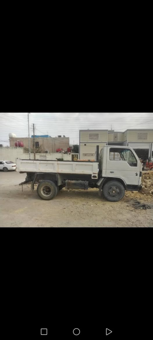 السلام عليكم سياره مازدا للبيع بيه كير ومكينا مستيبوشي مكان السياره البصره كرمه علي ***********
