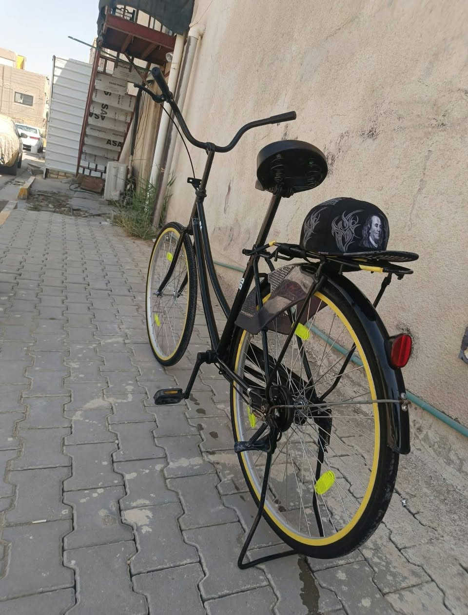 سلام عليكم بايسكل لبيع الشركه بيدي الموديل 22 بايسكل اغراضه كامله ما عدا الدينامو ما موجود بايسكل نظافه فول شراي راسلني خاص او هذا رقمي ***********

نص مكتوب في الصور:
- CAMON 30  23mm f/1.8 1/419s ISO50
- CAMON 30 23mm f/1.8 1/566s ISO50