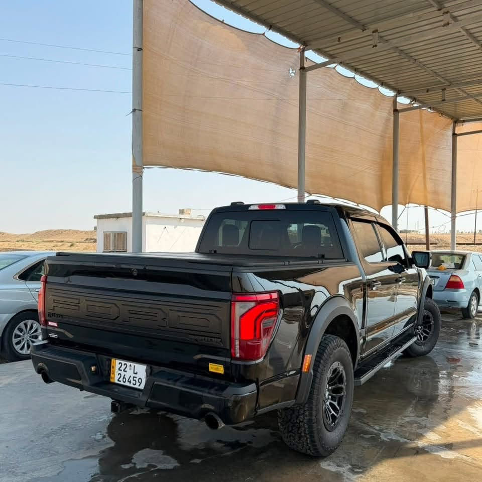 Ford F-150 لاريات 2024 للبيع
فول مواصفات - محدث إلى شكل الرابتر عل بلاد
• المشي: 20 ألف ميل
• كتاب تظليل
• محرك 3.5 توين توربو
• تحديث إلى نظام وشكل الرابتر:
• دبلات ٤ وضعيات معدل رابتر
• لويات معدل 
• ويلات قياس رابتر جديد
• إطارات جديد
 شباك و دعامية اصلي رابتر 
• حادث فقط البونيد والجاملغ سكن مبدل بلاد
•  مكان صغير تعديل بي دي ار
• المحرك، الكير، الدبل، والتحويل كلها بشرط الفحص
المواصفات:
• سقف بانوراما
• داتا شو
• دبل اكسل
• بعد هواية مواصفات
صونار و صورة حادث مرفق بل منشور
***********
