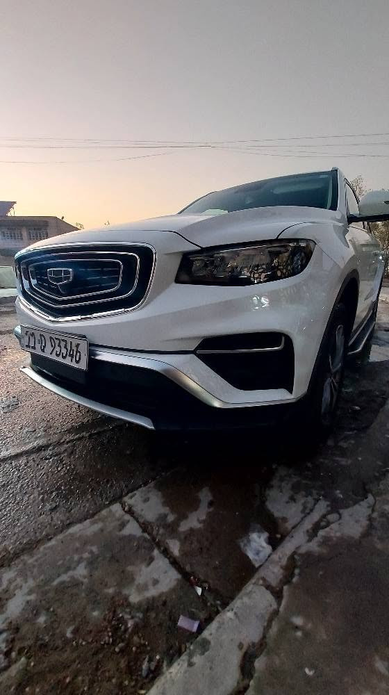 Geely Azkarra 2023
مكفولة من الشخط على وضع الشركة والضمان مستمر صيانة مجانية

ماشية  55.000 كيلومتر قابلة للزيادة

محرك 1.5 تيربو 

محرك صنع بشراكة جيلي وشركة فولفو السويدية

عدد الاحصنة : 177

كير 7 سرعات دبل

3 مودات قيادة

قبضة كير كهربائية مع خاصية التحويل للگير العادي

فول بانوراما

كامرات 360 درجة

حساسات مطر تشغيل ذاتي

ويل قياس 18

تبريد قطعتين 

كرسي السائق كهربائي

اوتو هولد

نظام مساعدة على نزول المنحدرات

وكامرات امامي وخلفي 360 درجة 

تحديد سرعة 

 قفل سرعة 

حساسات 360. 

8 سماعات محيطيات

مري كهربائي وشفط

التجوة الوسطية بداخلها فتحة تبريد تصير مثل ثلاجة صغيرة

مراية وسطية Auto-Dim

شاشة وسطية حجم 12.3 مع كار بلي وشاشة السائق دجتل متغيرة الثيمات ثلات انواع 

لايتات السيارة فول LED امامي وخلفي

ترحيب ذكي بالانارات مع غلق النوافذ اوتوماتك في الخروج - فتح قفل بالاقتراب من السيارة اوتو  جامات 4 اوتوماتك صعود ونزول

سيارة فول مواصفات مكفولة كفالة عامة من الصبغ والبارد والحار والشخوط

رقم بغداد سيارة بـأسمي تحويل مباشر

مكان السيارة - بغداد -البياع

للاستفسار على الرقم

👇👇👇

 ***********آسيا

***********كورك

متوفر واتسآب بغداد, العراق
