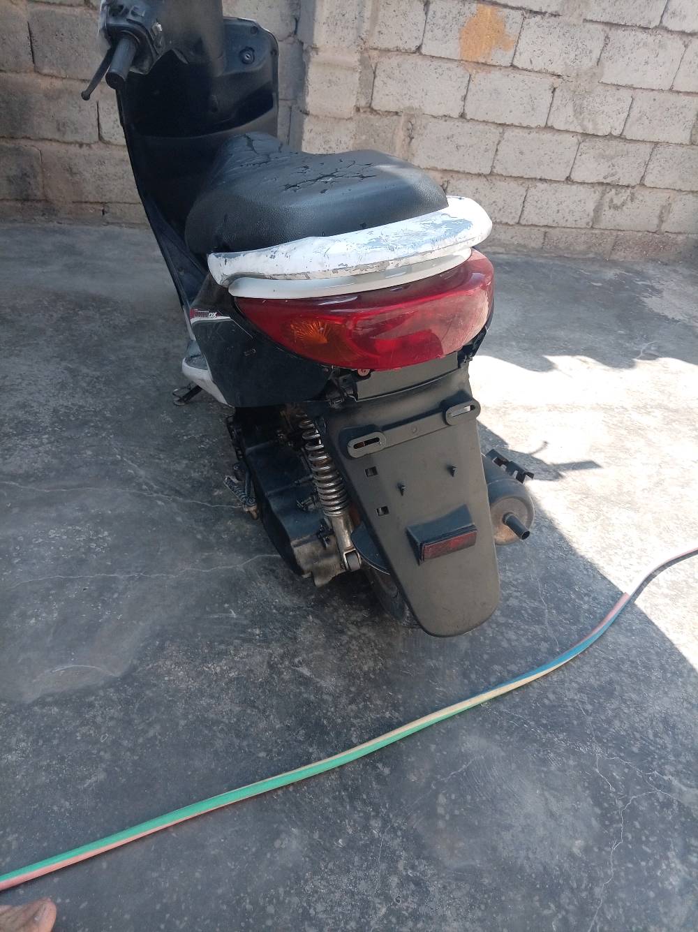 دراجه محرك جديد سعر 350 بغداد التاجي