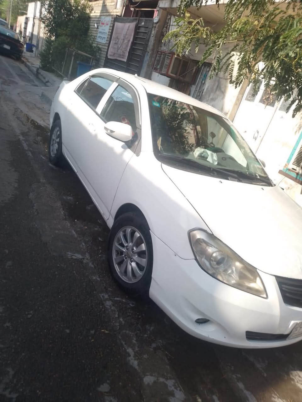 سياره BYD مديل 2013 بغداد
السلام عليكم سياره BYD 2013 بيها بس جاملغ الايسر مبدل 
الجاملغ الخلفي معدل ؏ البارد مطخوخه خفيف 
ومكفوله من كلشي

للاستفسار / خاص او الاتصال ؏ 
ابو سالي ***********
