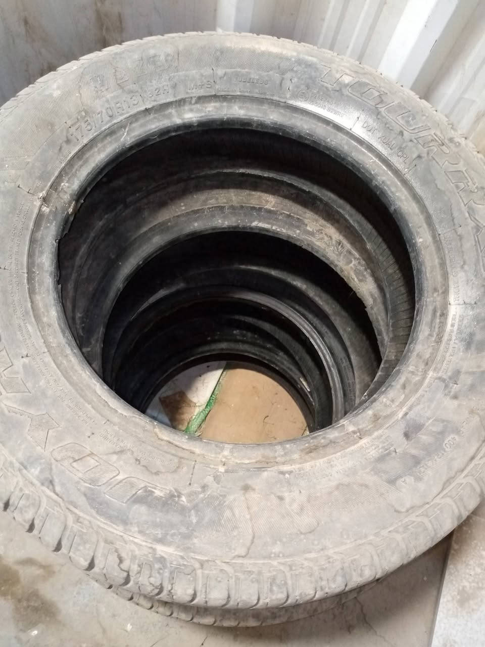 تايرات • ١٤/٧٠/١٧٥ • ابو غريب