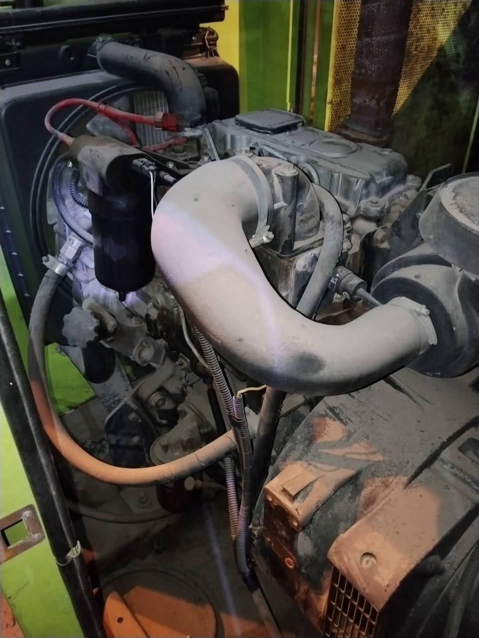 مولد بيركنز 30 kva راس توليد لوريسومر ما مفتوحه لا تنقص و لا تبخر السعر 37 وبيه مجال الاتصال على الرقم ***********
