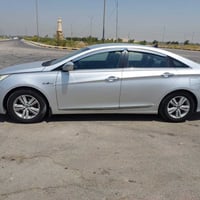 سوناتا ١٣ شكل ١٤ وارد كوري غاز بانزين  رقم بابل باسمي   مابيها حادث بي...
