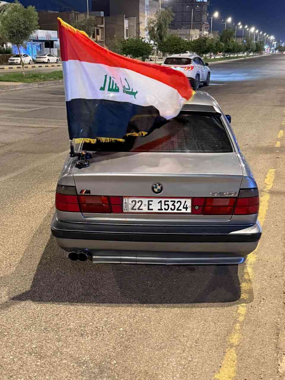 1993   525i
عليها كت كامل m. الويل الأصلي ابو الختم السياره شوفه عينكم جديده وتخبل الصور ليوم صورتهن مو قديمات. رقم أربيل  وداخل كلش نضيف بدون لحيم وترگيع سياره جديده مكانها نجف ***********

السياره اي شي معايزه  سعرها ٦٢ وبيها مجال قليل كلش
