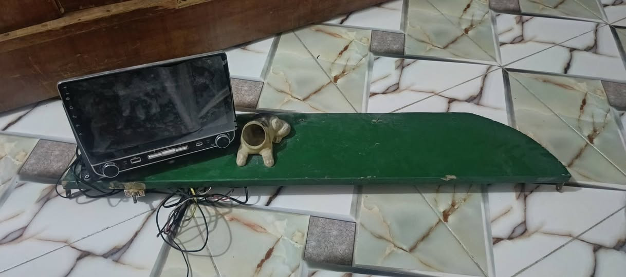 للبيع شاشة ودمام مال سيارة نضيفات أني جنت شادهن بالتك توك إلي يفيدنه ينتصل على الرقم
 ‏‪***********‬‏
مكاني بغداد الطوبجي
