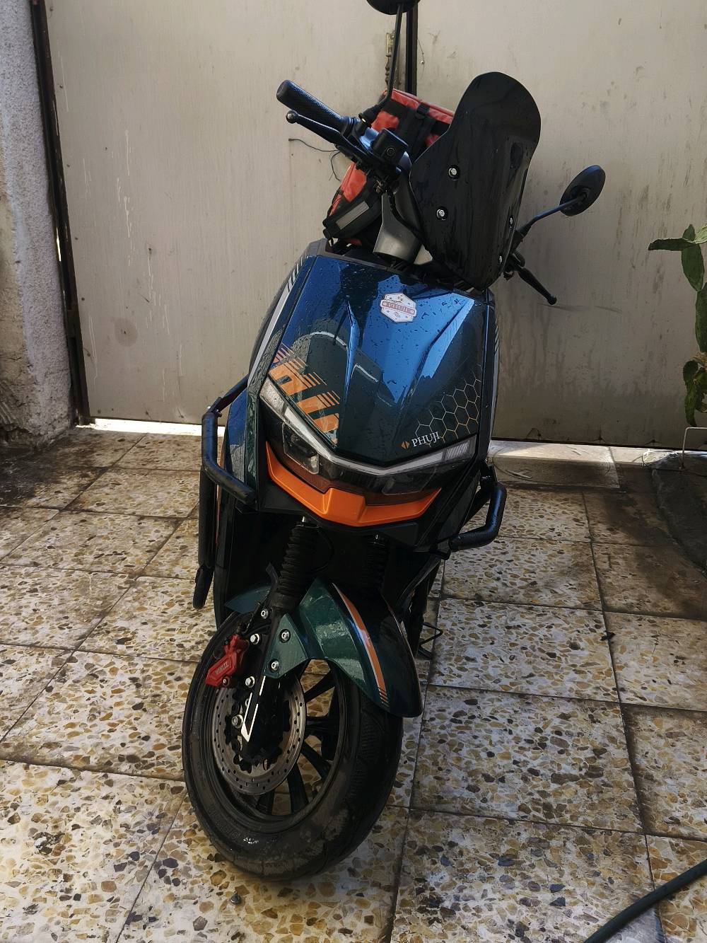 🏍️ دراجة شحن للبيع – نوع طاعون 🔥

دراجة نظيفة وجاهزة للشغل، وبسعر مناسب جدًا 💯

🔋 6 بطاريات
📍 تمشي تقريبًا 80 كيلو
⚙️ 4 سرعات
↩️ نظام بك
🎯 مثبت سرعة
🖥️ أي عطل يصير بالدراجة يظهر مباشرة على الشاشة
📍 المكان: بغداد

💰 السعر مناسب
