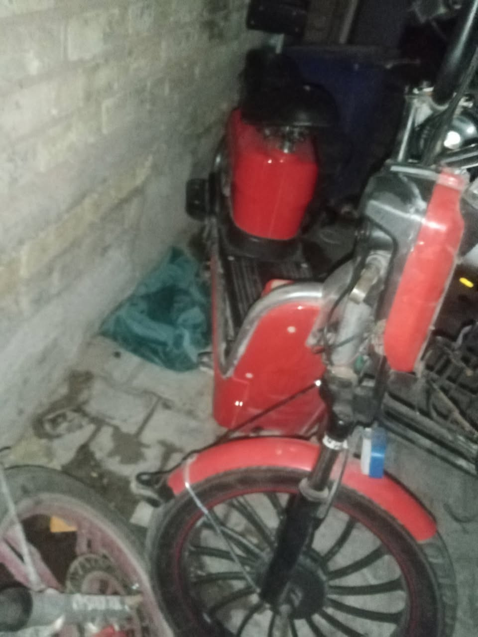 سلام عليكم
دراجه شحن
حجم20
اشاير يمنه ويسره
لايت ضعيف وقوي
4سرع
بلتوث
بيهه نضام البگ الرجوع الخلف
السعر ب90قفل
***********
