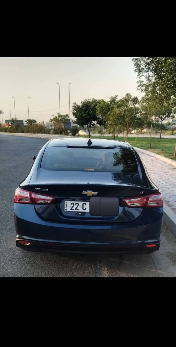 السلام عليكم 
ماليبو موديل ٢٢ للبيع فول مواصفات 
المحرك 1.5 تيربو مكفول 
الكير مكفول 
التبريد قطعتين امامي خلفي 
تحكمات ستيرن جهتين 
كراسي كهرباء الاماميه 
الداخل جلد بيجي 
بانوراما طكتين بلاديه 
بصمه ابواب وجنطه 
تشغيل عن بعد بلادي 
تخم تايرات جديد 
سبير منازل نهائيآ 
لايتات زنون أصلي 
مضاف منضومه غاز 60 لتر أيطاليه 
السعر 122 ورقه مكاني بغداد 
للاستفسار الاتصال ***********
