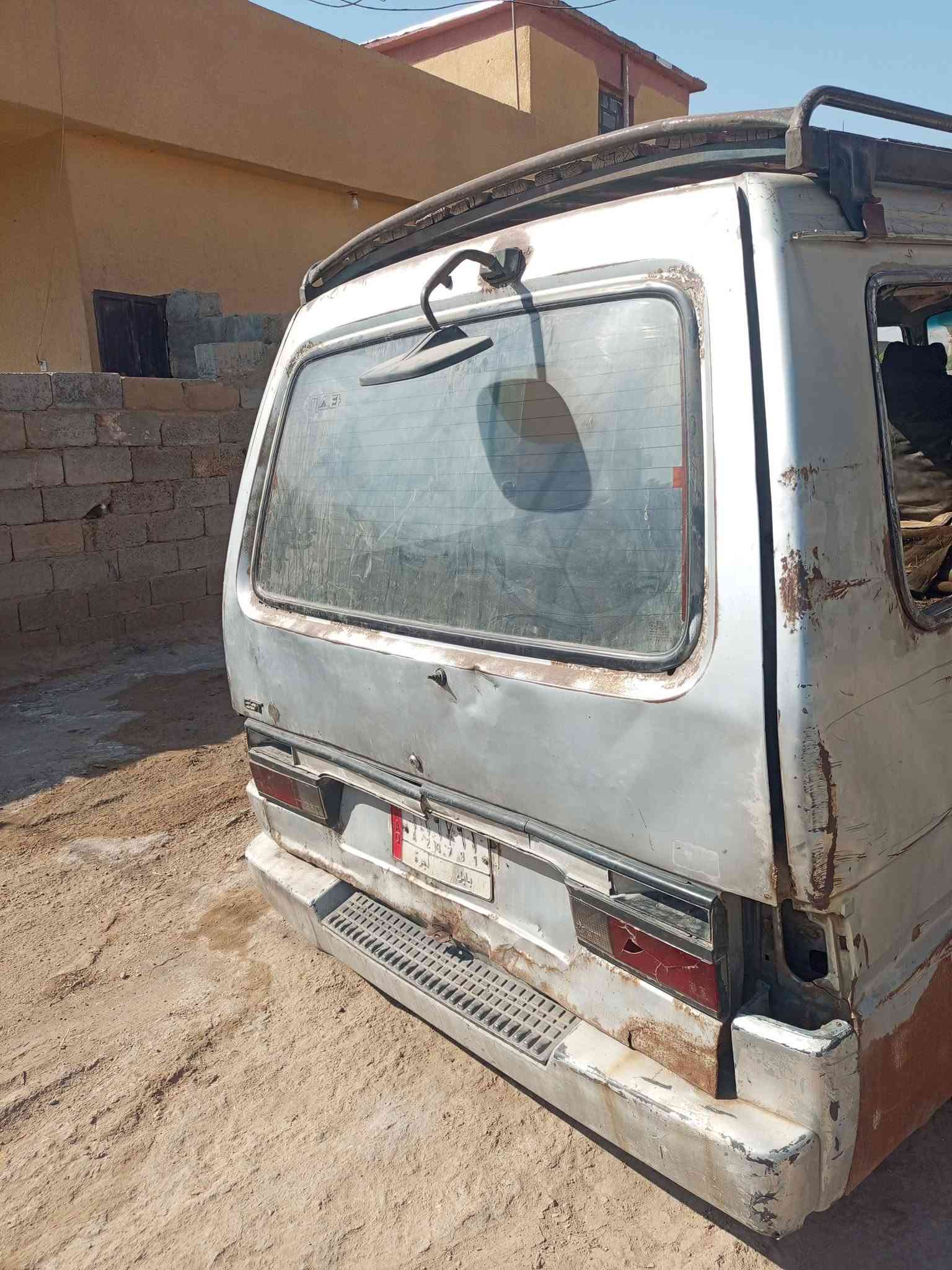 سلام عليكم كيا بسته مديل 94 فإن سياره شوف العين . محرك يبخر كير اكسل كفاله شاصي الورى طاك يريد تعمير  عليها غرامات 300الف  رقم بغداد ألماني  تحويل مباشر  *********** السعر 15وبيها مجال قليل حك الجيه

