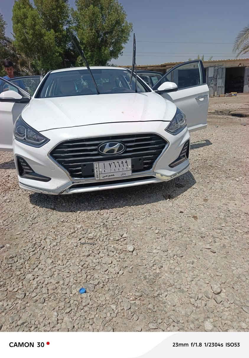 سوناتا 20 خليجي ضربتها بجم بنيد وجاملغ  وبيها جنطه مبدله   للبيع مكاني حله  ماشيه ١٥٠  مكينه كير تبريد كفاله دواخل جديد  جاهزه من كل شي 
سعرها  ١٢٠   بااسمي
***********
